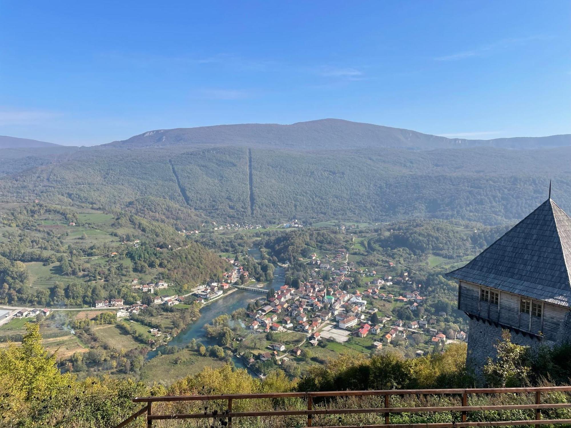 Domacinstvo Una-Ostrovica Kulen Vakuf Esterno foto