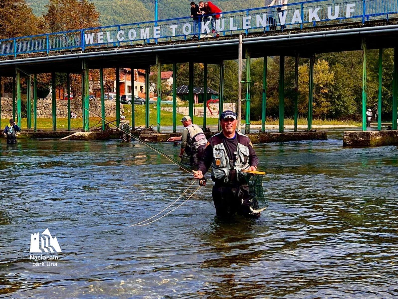 Domacinstvo Una-Ostrovica Kulen Vakuf Esterno foto